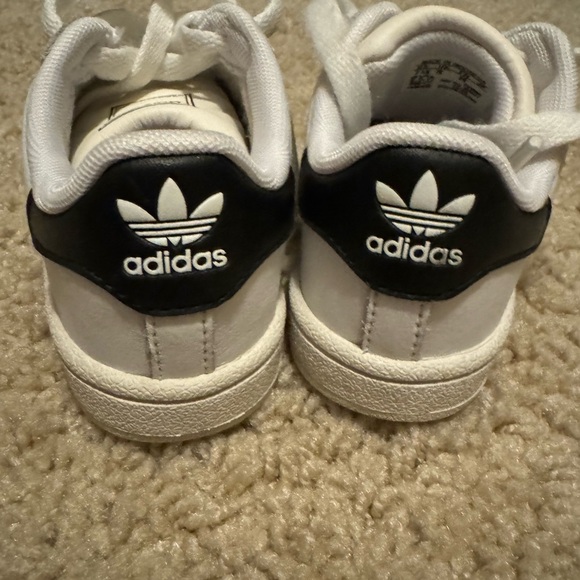Toddler Adidas - Picture 8 of 9